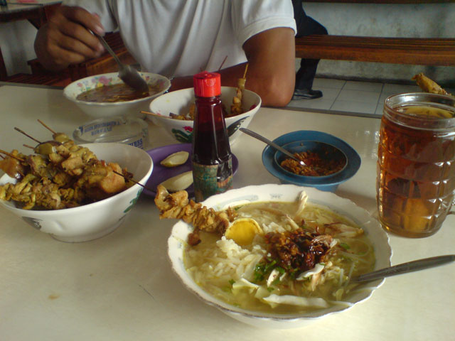 Soto Lik Prapto, jan mak nyuuuussss