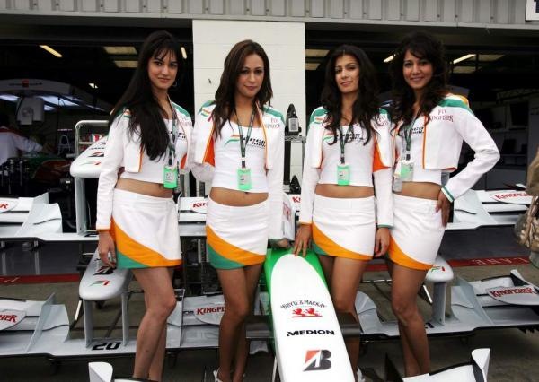 [force-india-f1-formula1-sexy-girls[2].jpg]