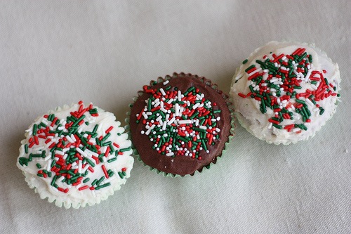 [National Day Cupcakes[6].jpg]
