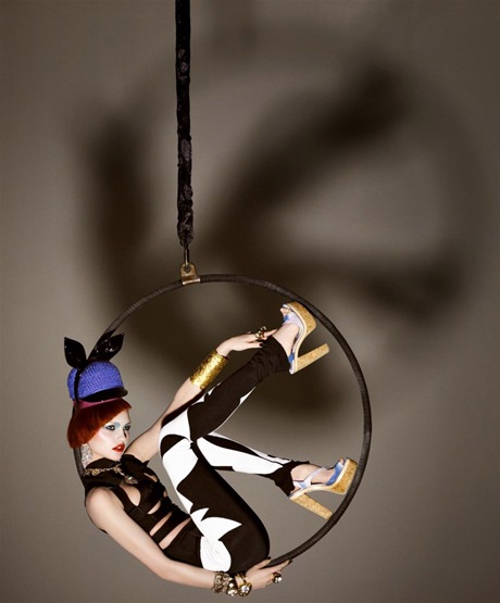 Sasha Pivovarova - Circus Editorial 1