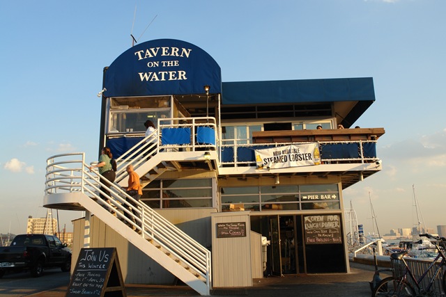 [tavern on the water 3[3].jpg]