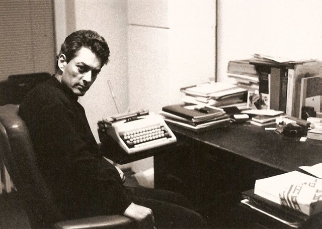 [Paul Auster photographed by his son[6].jpg]