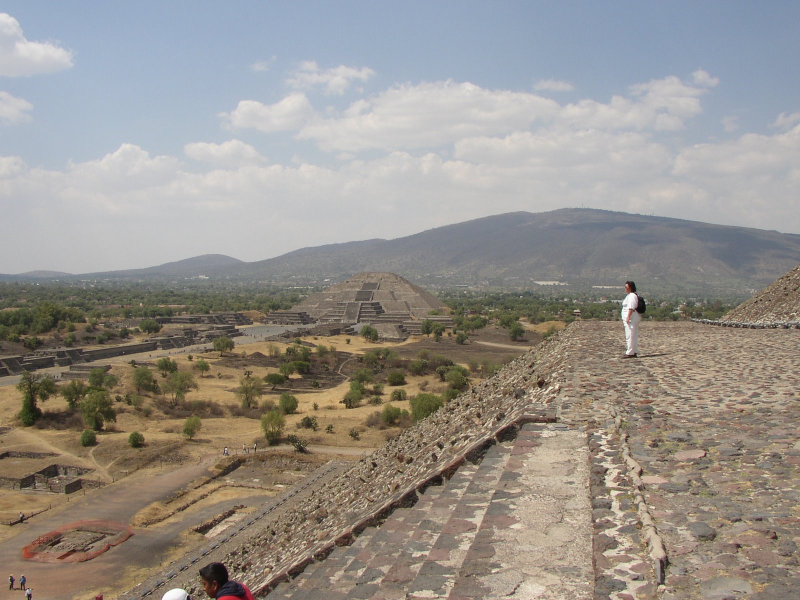 [Teotihuacan+3.JPG]