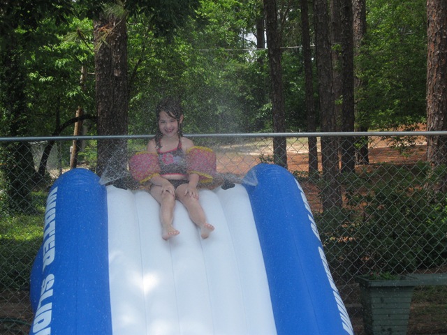 [taylor & jacksons 6th bday party 2010 054[4].jpg]