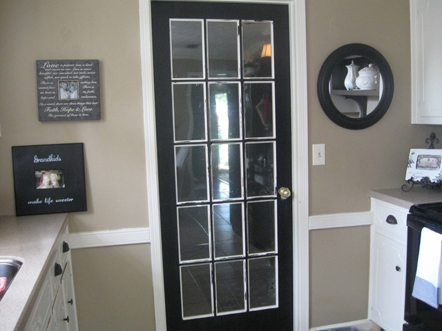 [black french door and school pics 008[18].jpg]