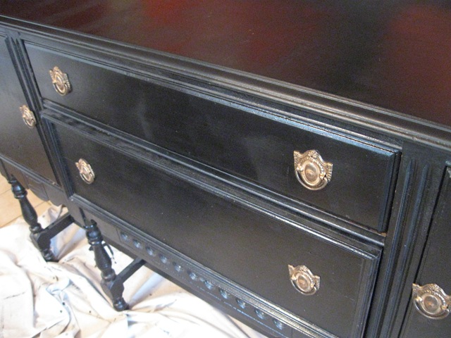 [sunroom sideboard 021[5].jpg]