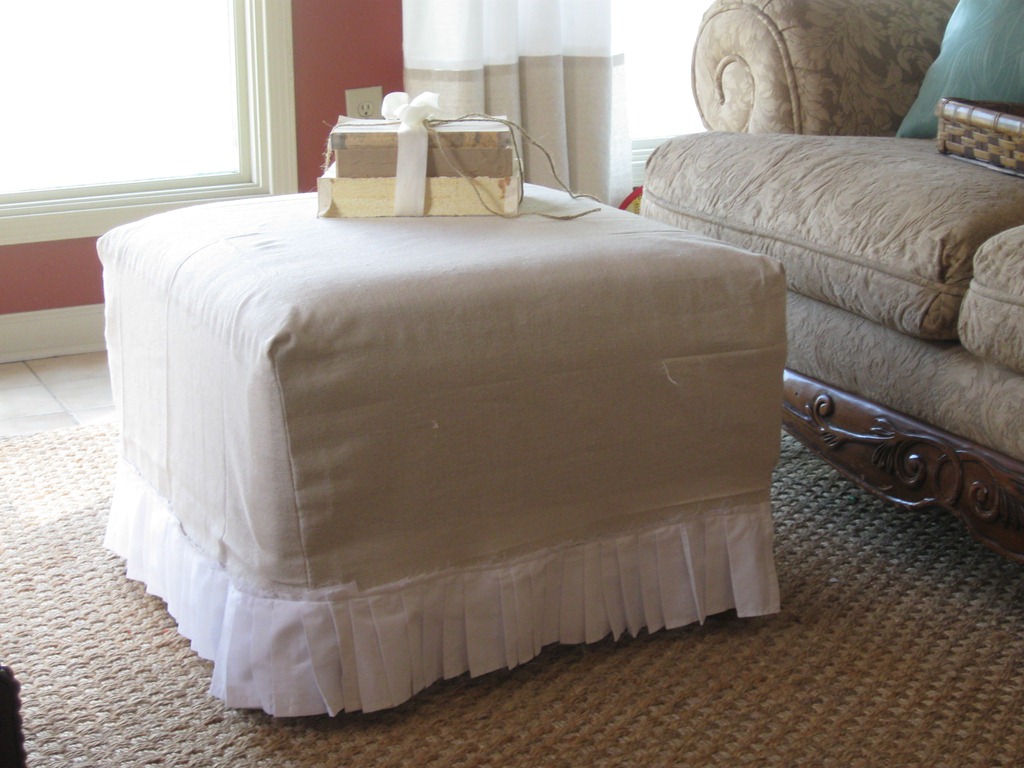 [slipcover 005.jpg]