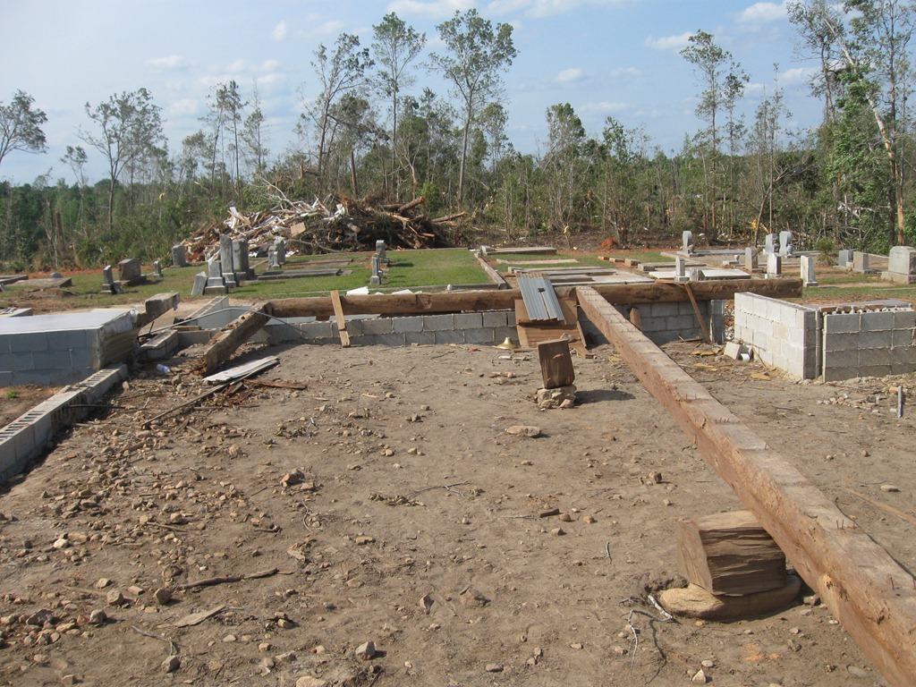 [tornado april 2011 027[5].jpg]