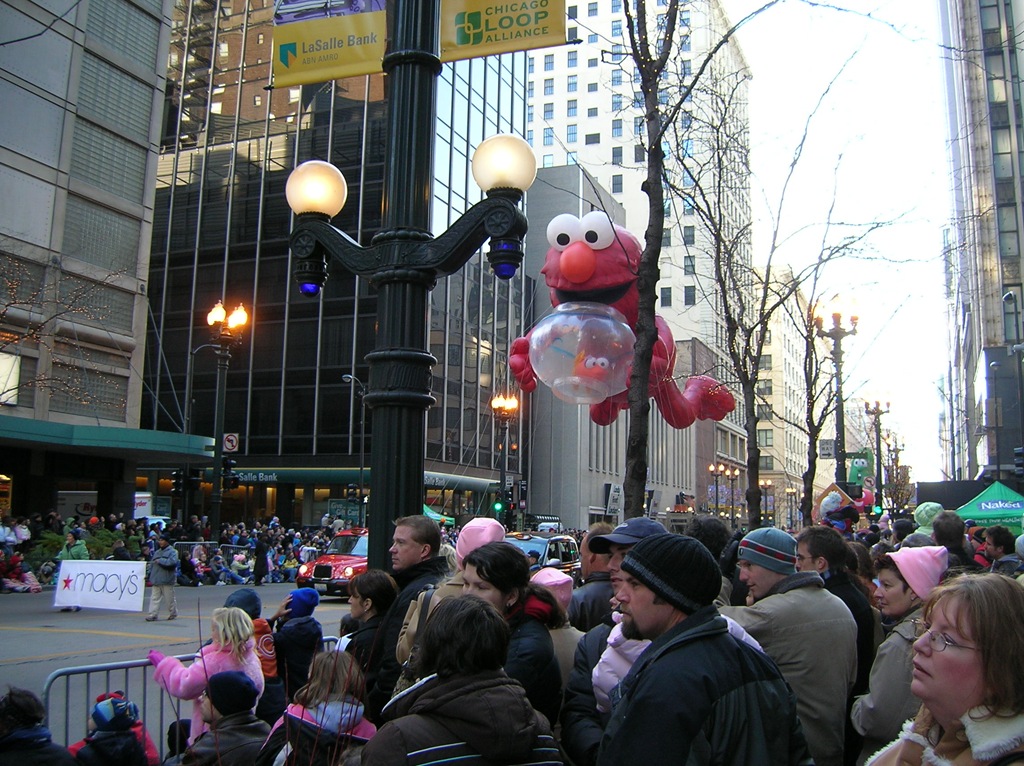 [thanksgiving parade[4].jpg]