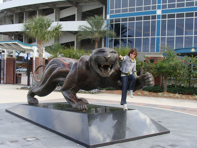 http://lh5.ggpht.com/_kwQNCqCi_5c/SWOa-7M-a_I/AAAAAAAAAxs/LbAFkGePrOI/s640/Jacksonville2.jpg