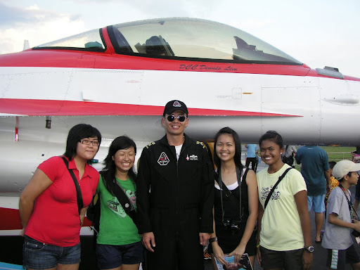  ... the black knights philip chionh i look retarded rsaf open house 2008
