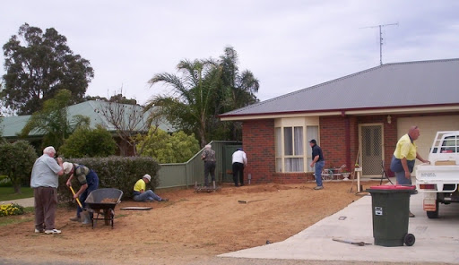 Lions Community Village Working Bee