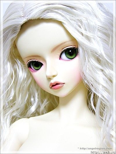 [24141172_1185516933_1169810424_116955424823_rusalka[4].jpg]