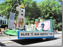 4th july parade alice and mad hatter1