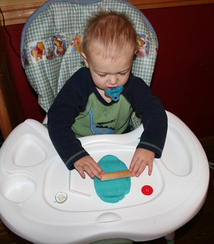 [2011-02-11 Blue Playdough (6)[3].jpg]