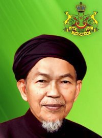 Tok Guru Nik Aziz, Menteri Besar Kelantan