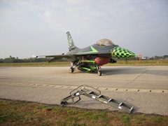 F16_fighting_falcon