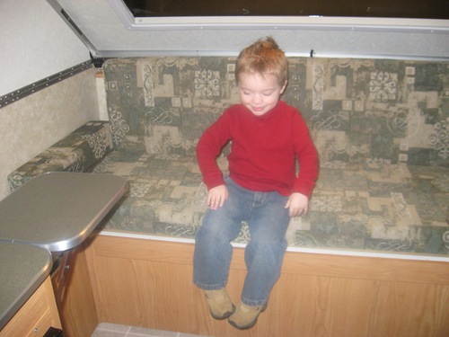 [Jan 2009 boat & rv show with Collin 002[2].jpg]