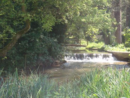 Bonito riacho em Glympton