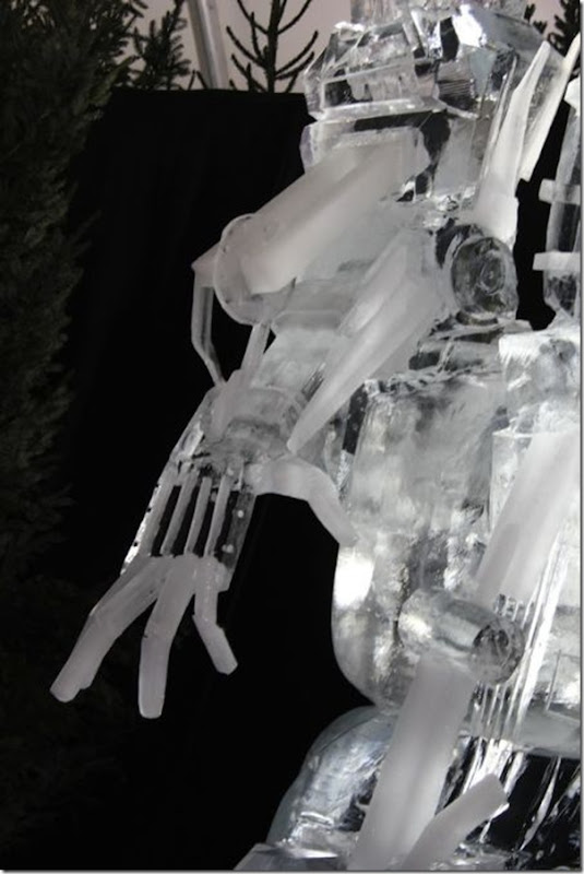 Escultura de gelo do Optimus Prime (3)