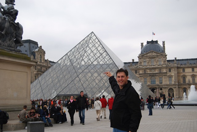 [Bob touching the Louvre, sort of[2].jpg]