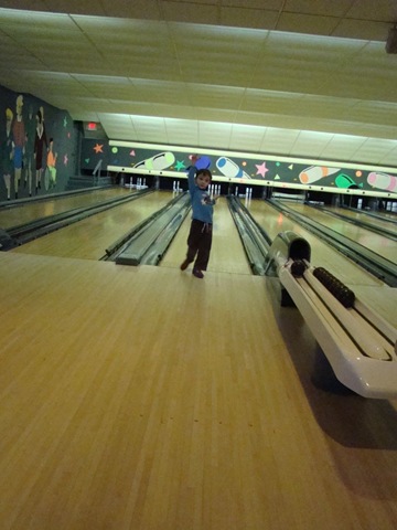 [bowling4[6].jpg]