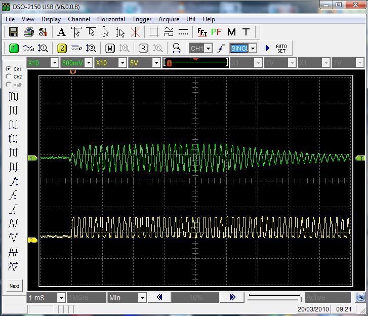 The signal received from the HRM belt transmiter is indicated at channel #1 - it has 500mVpp of amplitude and its wave is a sine. The channel #2 shows the signal after the amplification. The signal is amplificated to 4~5Vpp and its wave is changed to square.