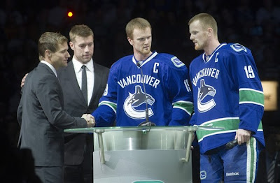 lightning_dec11_canucks3.jpg