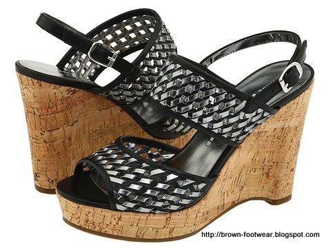 Brown footwear:LOGO83131