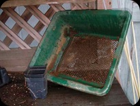 smallsoilsifter smallsoilsifter