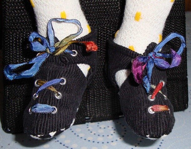 [mhshoes[3].jpg]