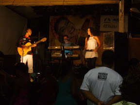 Just outside the back of the Pizzeria there was a Samba band, literally we just moved seats to continue watching! Lots of hilarity with the local 'ladies of the night'...