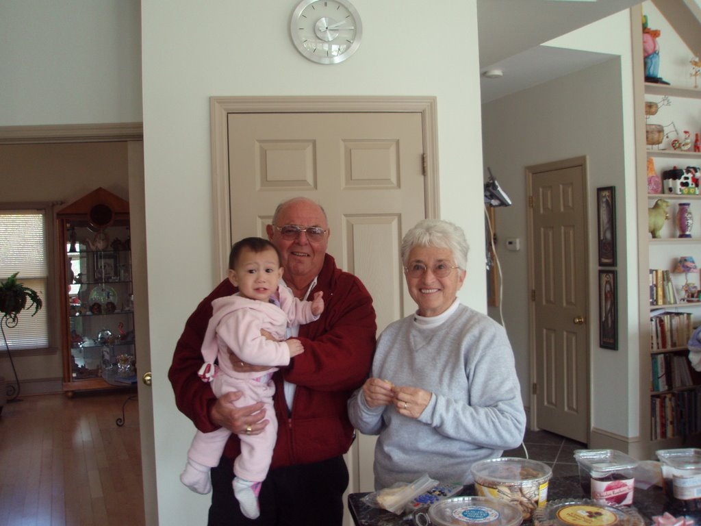 [Grandma and Grandpa 2-2007 004[3].jpg]