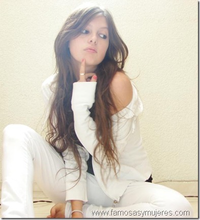 Famosas-y-Mujeres-chicas-inteligentes