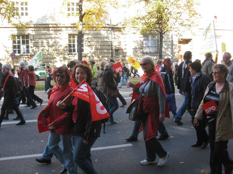 Anti-Atom-Teilnahme SPD UB + KV + SV Landshut am 9.Oktober in München bei der Menschenketten Demo