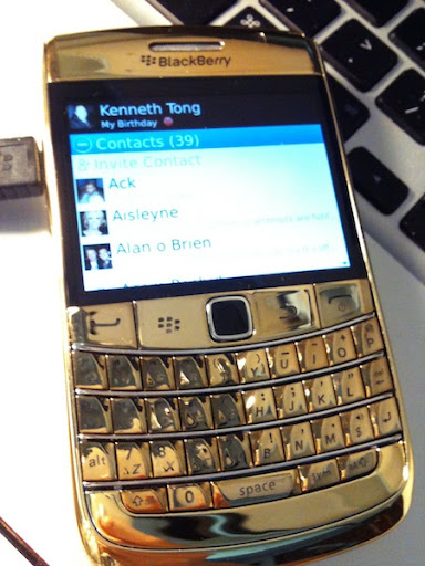24kt Gold Blackberry Bold2 9700