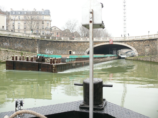 [Canal_Saint-Denis_-_Barge_de_fret[3].jpg]