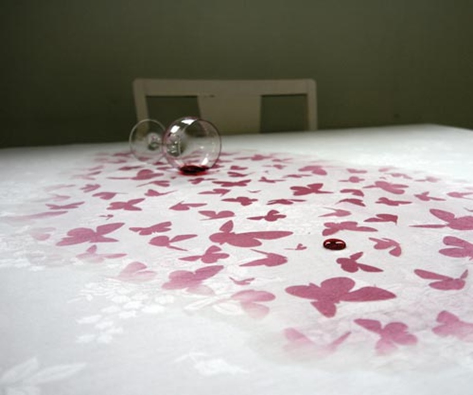 [Casa de Valentina - via Kristine Bjaadal - Underfull Table Cloth 1[4].jpg]