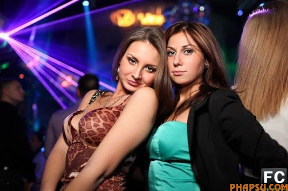 ảnh hộp đêm của Nga :x Moscow_nightclubs_sexy_girls_60