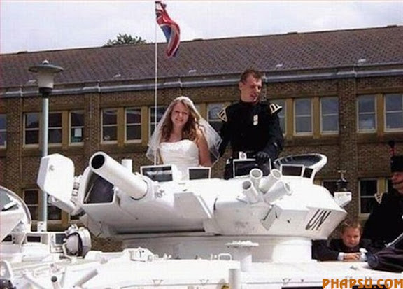 amusing_wedding_pictures_90.jpg