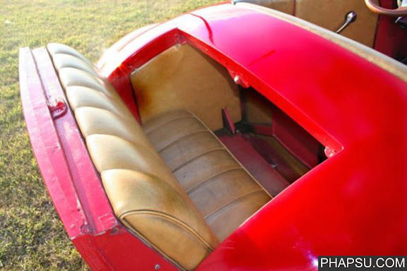 donald_duck_car_09.jpg
