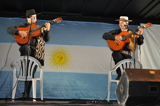 no olvidemos nuestra cultura (Payadas y payadores) no olvidemos nuestra cultura (Payadas y payadores)