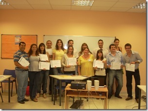Los Participantes con sus diplomas