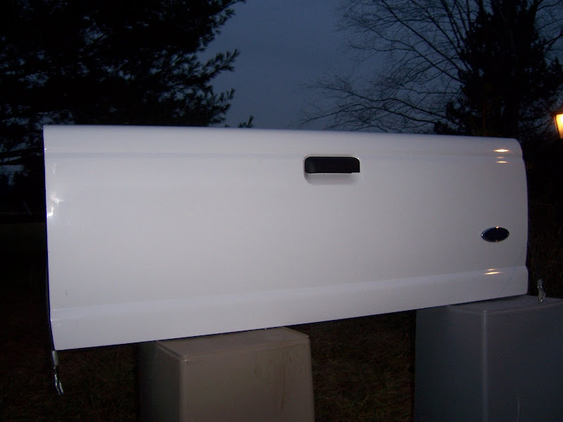 1993 � 2008 StyleSide RangerCASH ONLY, $195 FirmI have verified 100% that this tailgate will fit all: 1993, 1994, 1995, 1996, 1997, 1998, 1999, 200, 2001, 2002, 2003, 2004, 2005 StyleSide standard Ranger pickup. (all have same part #)I have been told by the largest local salvage yard that 1993 � 2008 StyleSide Rangers all use the same tailgate. I have not been able to verify that; however I do know that 2006 � 2008 StyleSide Ranger tailgates have a different part # and I also know that they have a larger �Ford� emblem that is mounted in the center instead of on the right.This is a white Factory New OEM Ford tailgate that has never been on the road. It was taken off of a 2001 Ford Ranger StyleSide the day the pickup was purchased so that a utility body could be fitted to the vehicle. It has been in storage in a warehouse since the day vehicle was purchased. It is a complete assembly with all hardware. Fits standard StyleSide pickup only. DOES NOT FIT: StepSide / FlareSide. This is a rust, and wear free take off part ; �Take Off� means this is a part that was removed from a brand new vehicle. Typical Salvage Yard price for this model tailgate is $250.00 plus you will have to pay sales tax. Most will have dents, rust and worn hardware.Beware of new aftermarket tailgates made of a much thinner gauge of steel that dents and bows easily. In addition most come with zero hardware.VA20143 Location: Manassasits NOT ok to contact this poster with services or other commercial interests		
