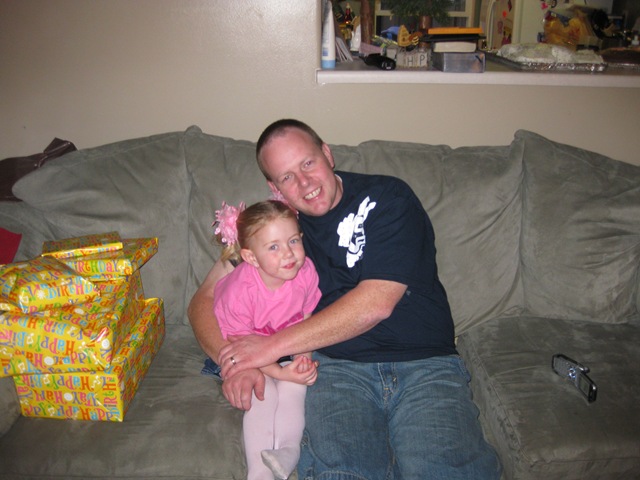 [Aaron and Ellie Bday pt2 006[2].jpg]