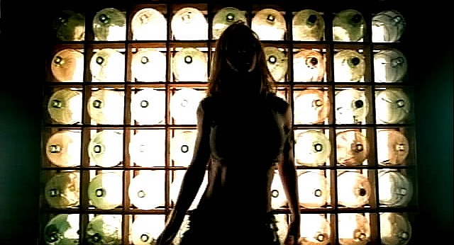 [Britney Spears - I Slave 4 U 4[6].jpg]