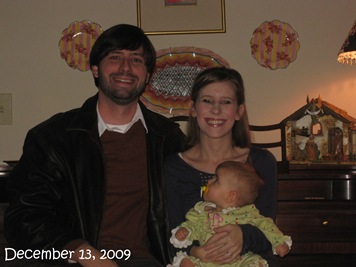[(27) Family Picture (December 13, 2009)_20091213_001[4].jpg]