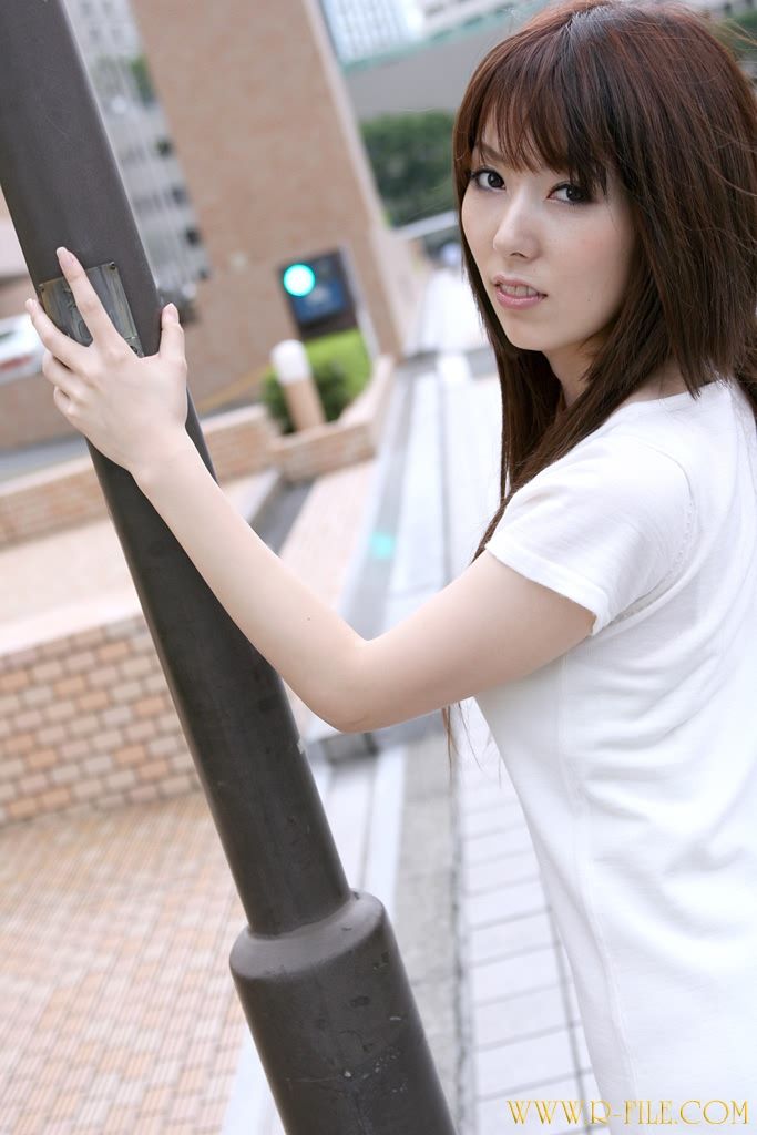 [Yui-Hatano-sexy-photo-hot-wallpaper.jpg]