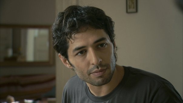 [14568_218689225165_183326435165_4628392_5891296_n[3].jpg]