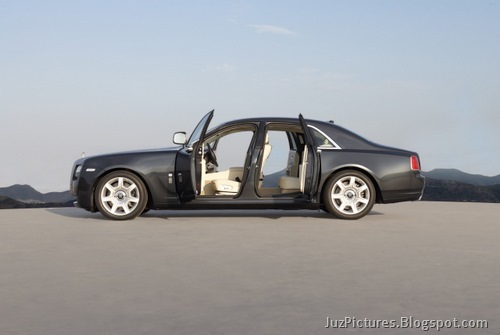 [2011-Rolls-Royce-Ghost-7[2].jpg]